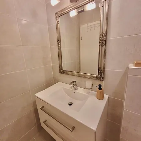 Gradolina Апартаменти *